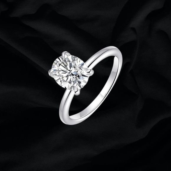 VVS1 Diamond 💎18k Plated 925, 2CT OVAL Moissanite DIAMOND W/HIDDEN HALO - Picture 1 of 9